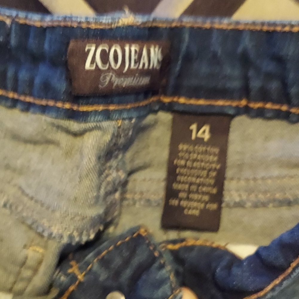 Jeans - Picture 3 of 3